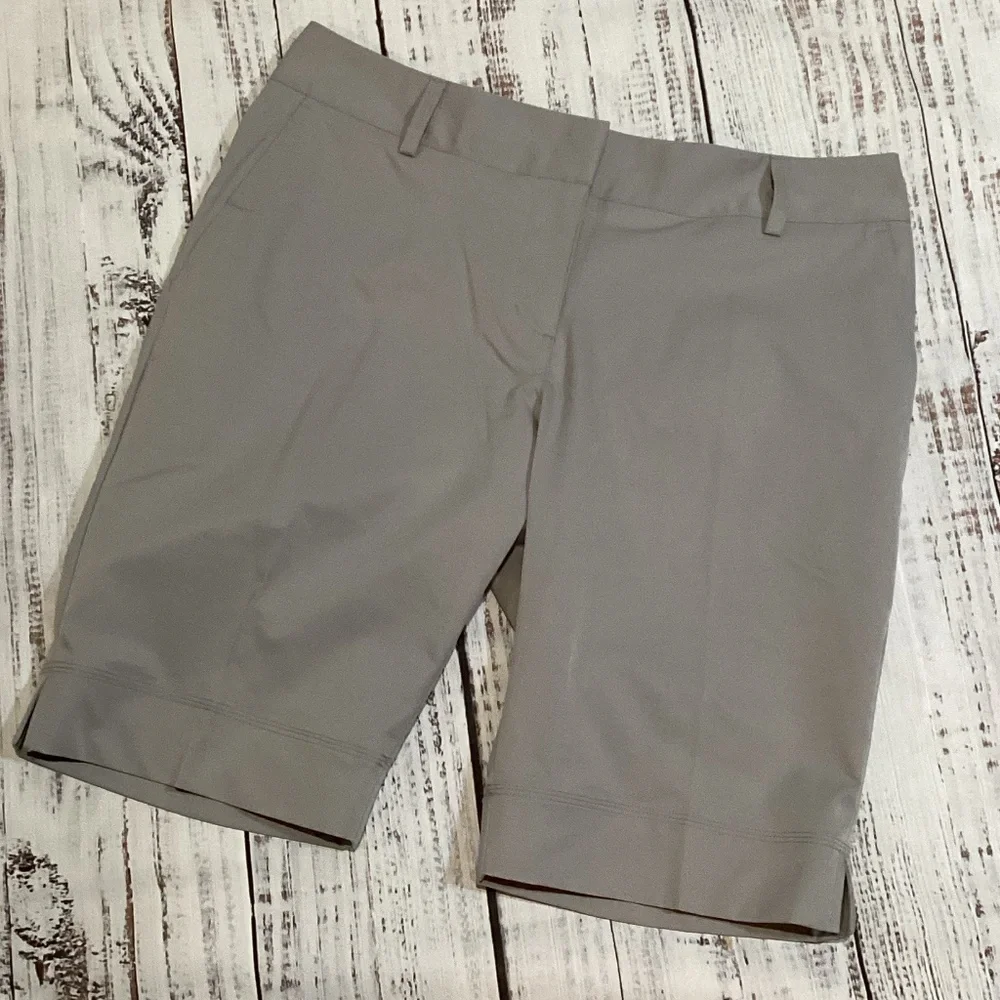 707. Adidas ClimaLite Gray Golf Shorts Size 12 NWOT